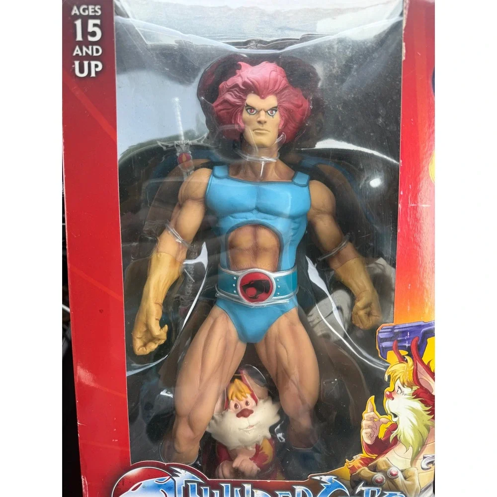 Thundercats Mega Scale Lion-O
